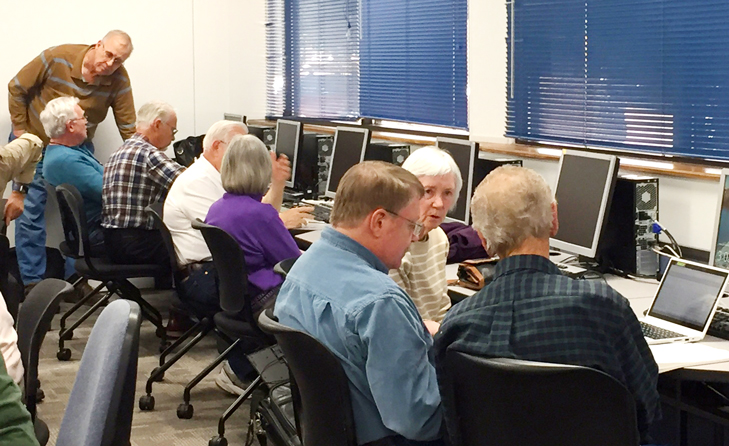 Senior Computer Tech Center drop in lab