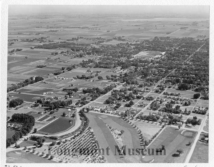 aerial view of Longmont in 1950s