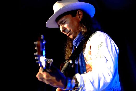 0314_Cary Morin playing guitar with white cowboy hat