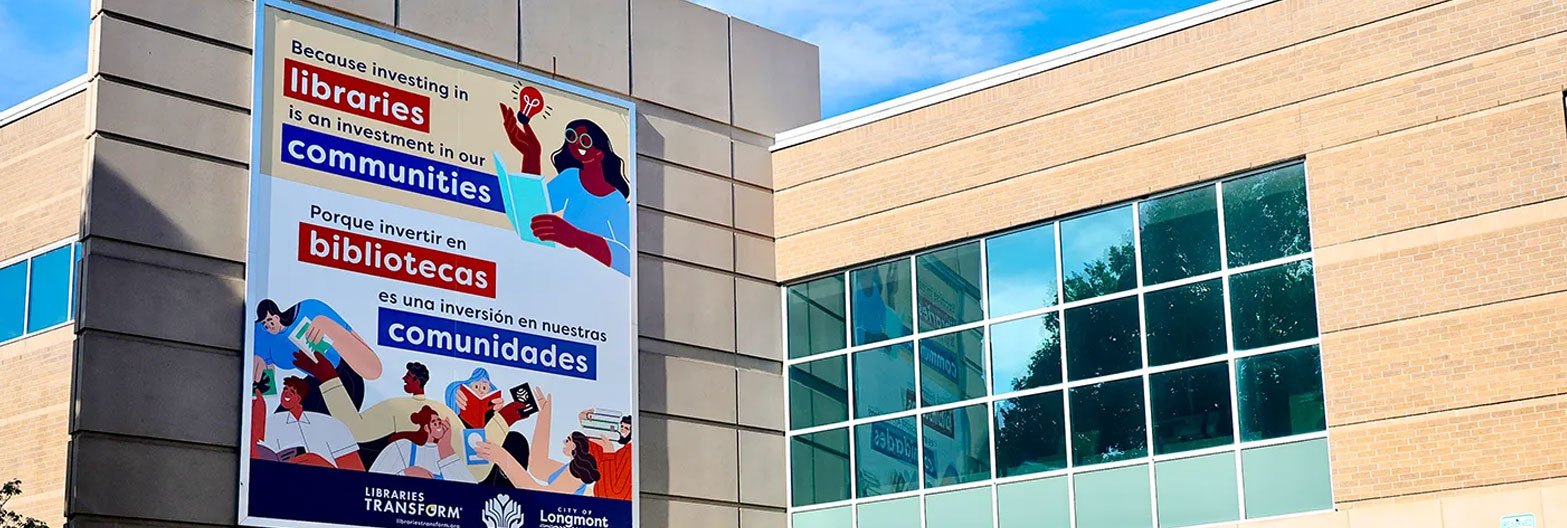 banner outside the library welcoming patrons