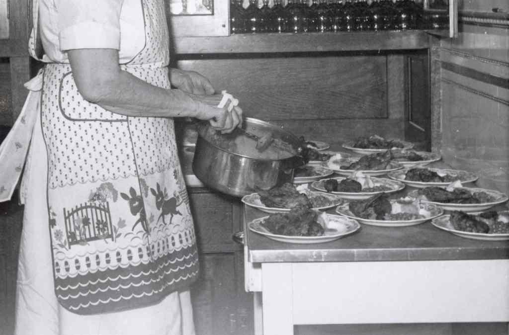 Talk with the Curator: Grandma’s Recipe Box Potluck