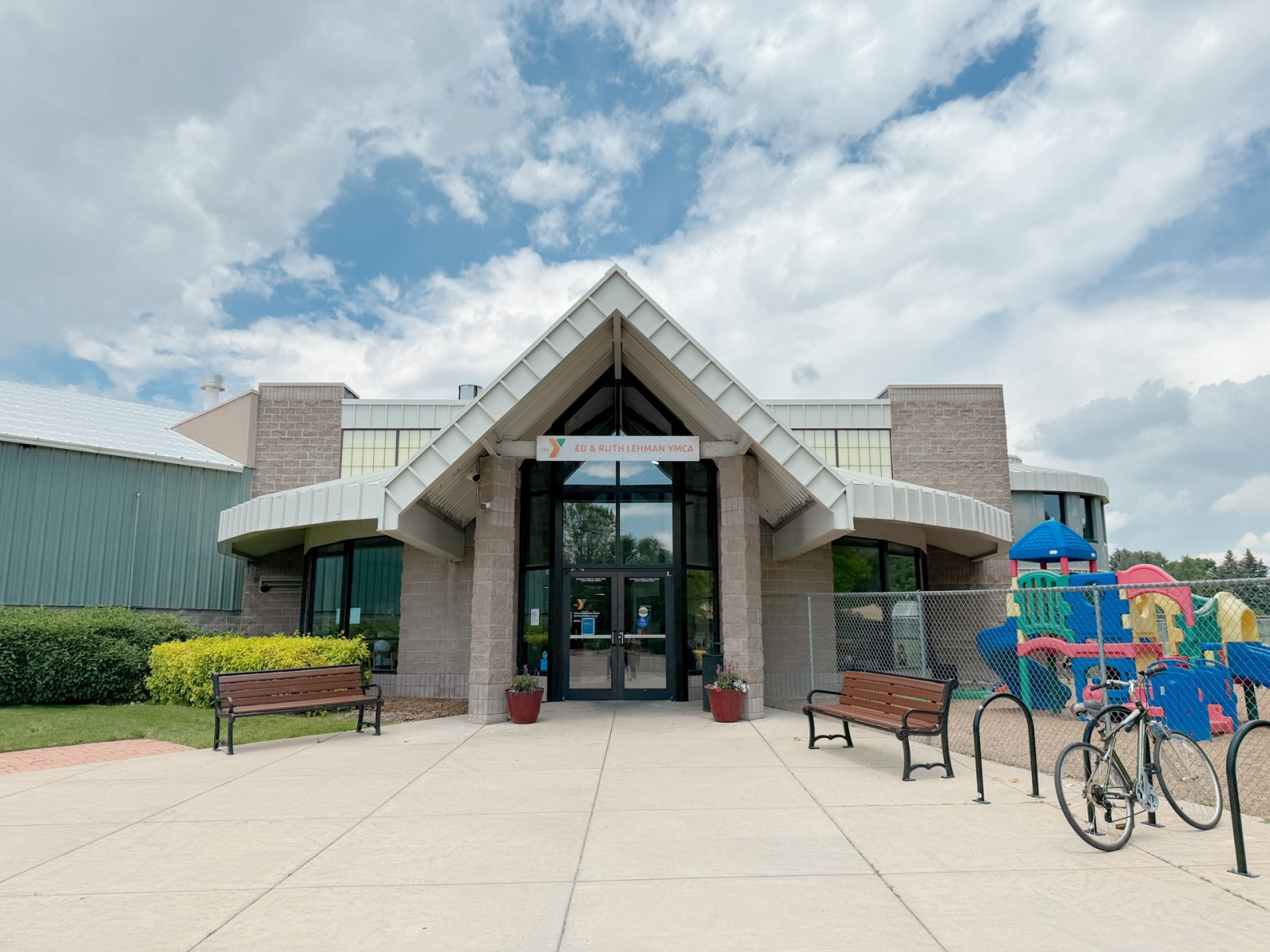photo of the outside main entrance to the YMCA building in Longmont